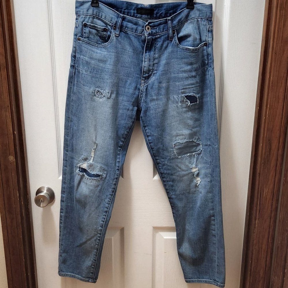 Uniqlo Straight Leg Denim Jeans Women's 27 Mid Rise slim Boyfriend distressed